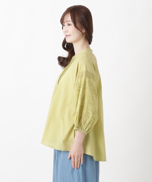 one'sterrace(ワンズテラス)の「ラグランスリーブ 刺繍ブラウス(シャツ/ブラウス・レディース・ネイビー系5/イエロー系8/アイボリー系8・02)」の15枚目の写真