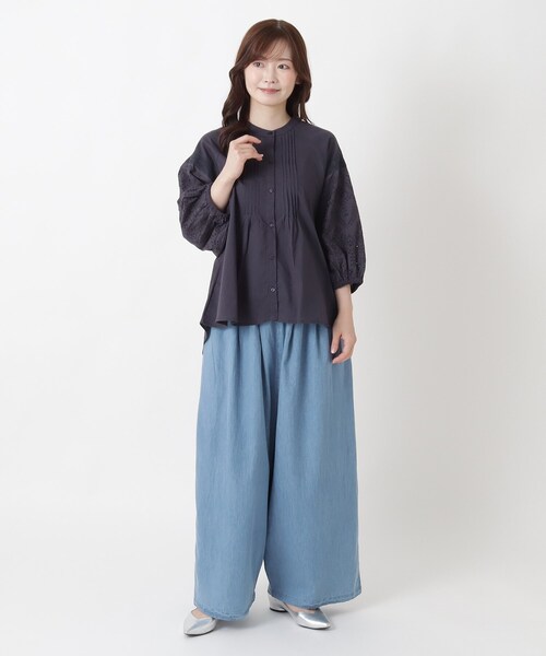 one'sterrace(ワンズテラス)の「ラグランスリーブ 刺繍ブラウス(シャツ/ブラウス・レディース・ネイビー系5/イエロー系8/アイボリー系8・02)」の8枚目の写真