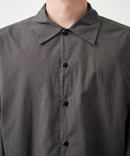 soe(ソーイ)の「別注 Garment Dyed Short Cut Shirt(シャツ/ブラウス・メンズ・ブラック・2/1)」の5枚目の写真