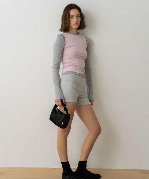 VENGDI(ベンディ)の「RUKE SATIN(ハンドバッグ・レディース・ライトブルー/ブラック/ネイビー・FREE)」の19枚目の写真