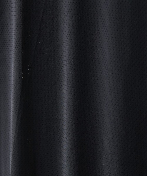 HANES(ヘインズ)の「【HANES/ヘインズ】ひんやり 接触冷感 COOLタッチ クルーネックTシャツ 半袖 吸汗速乾 涼しい ドライ インナー 夏用 丸首(Tシャツ/カットソー・メンズ・ホワイト/ブラック・MEDIUM/X-LARGE/LARGE)」の6枚目の写真