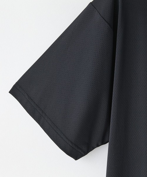 HANES(ヘインズ)の「【HANES/ヘインズ】ひんやり 接触冷感 COOLタッチ クルーネックTシャツ 半袖 吸汗速乾 涼しい ドライ インナー 夏用 丸首(Tシャツ/カットソー・メンズ・ホワイト/ブラック・MEDIUM/X-LARGE/LARGE)」の7枚目の写真