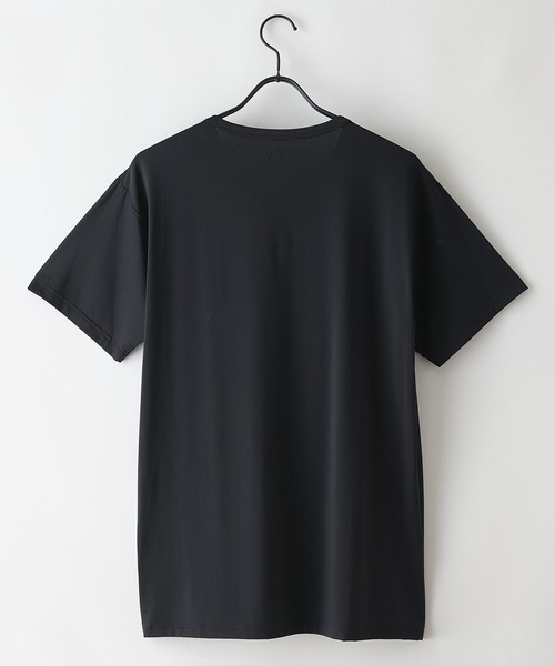 HANES(ヘインズ)の「【HANES/ヘインズ】ひんやり 接触冷感 COOLタッチ クルーネックTシャツ 半袖 吸汗速乾 涼しい ドライ インナー 夏用 丸首(Tシャツ/カットソー・メンズ・ホワイト/ブラック・MEDIUM/X-LARGE/LARGE)」の9枚目の写真