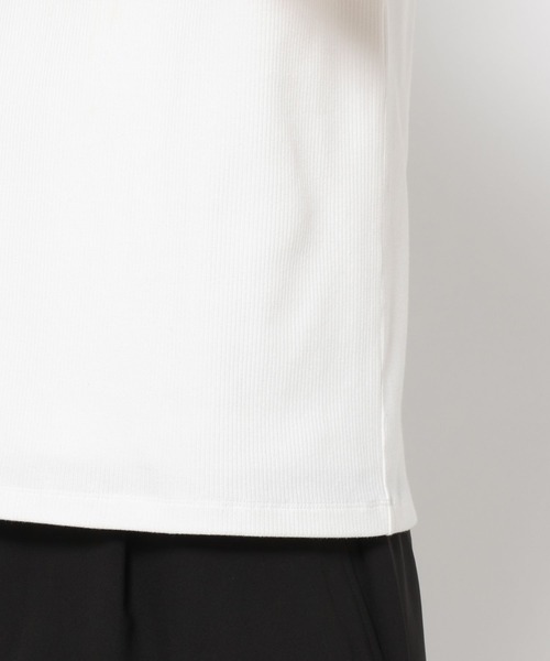 LURAKU(ルラク)の「【LURAKU】Henry Neck Short Sleeve Tee / ヘンリーネック半袖Tシャツ(Tシャツ/カットソー・メンズ・ブラック/オフホワイト/グレー・M/L/S)」の15枚目の写真