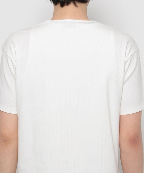 LURAKU(ルラク)の「【LURAKU】Henry Neck Short Sleeve Tee / ヘンリーネック半袖Tシャツ(Tシャツ/カットソー・メンズ・ブラック/オフホワイト/グレー・M/L/S)」の14枚目の写真