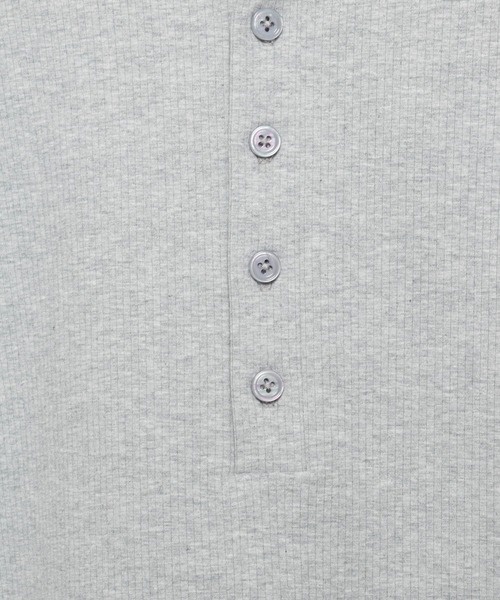 LURAKU(ルラク)の「【LURAKU】Henry Neck Short Sleeve Tee / ヘンリーネック半袖Tシャツ(Tシャツ/カットソー・メンズ・ブラック/オフホワイト/グレー・M/L/S)」の12枚目の写真