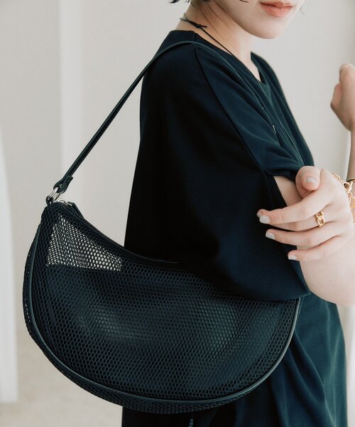 RIVE DROITE(リヴドロワ)の「予約【アレンジ自在】ポーチsetメッシュミニバッグ(ハンドバッグ・レディース・ブラック/レッド・FREE)」の1枚目の写真