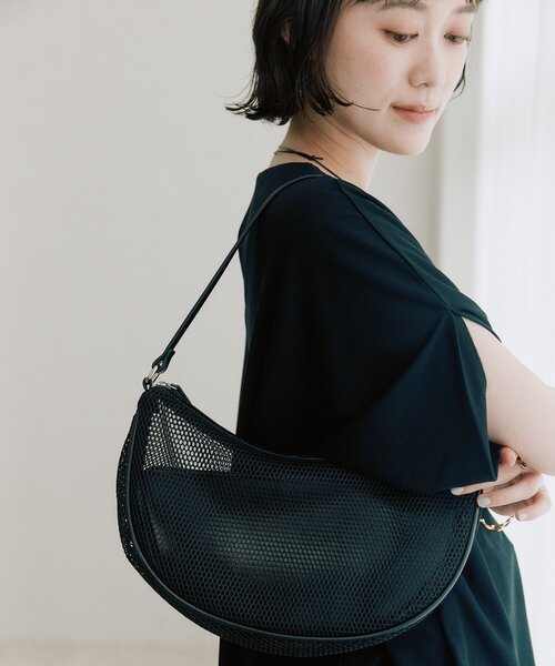 RIVE DROITE(リヴドロワ)の「予約【アレンジ自在】ポーチsetメッシュミニバッグ(ハンドバッグ・レディース・ブラック/レッド・FREE)」の5枚目の写真