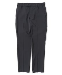 AKM（エイケイエム）の「MOVE SLACKS（スラックス）」