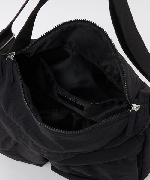A DAY IN THE LIFE UNITED ARROWS（アデイインザライフユナイテッドアローズ）の「ワッシャー ヘルメット ショルダーバッグ＜A DAY IN THE LIFE＞（ショルダーバッグ・メンズ・ブラック・FREE）」の10枚目の写真