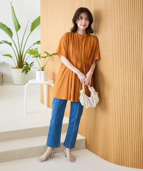 Green Parks(グリーンパークス)の「【WEB限定】ウエストタックシャツチュニックⅢ(シャツ/ブラウス・レディース・ライトブルー/ブラック/オフホワイト/チャコールグレー/オレンジ/キャメル・FREE)」の14枚目の写真