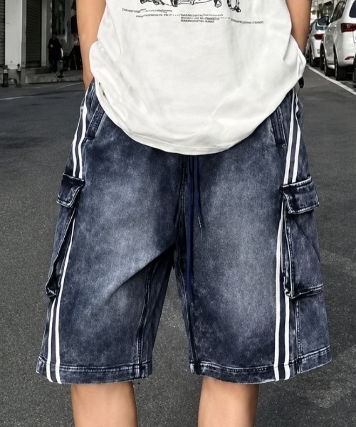 LETee(レティー)の「サイドライン×カーゴデザインで魅せる!韓国ストリート感漂うハーフパンツ(カーゴパンツ・レディース・グレー/ブラック/ネイビー・FREE)」の3枚目の写真