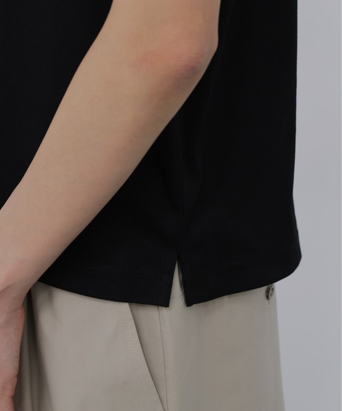 human woman(ヒューマンウーマン)の「◆【ウォッシャブル】レース衿スムースTシャツ(Tシャツ/カットソー・レディース・ブラック・MEDIUM)」の2枚目の写真