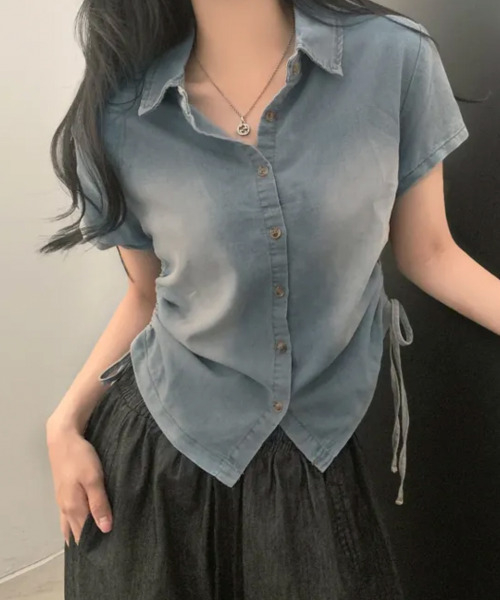 VIVID LADY(ビビッドレディー)の「サイドドロスト デニム半袖シャツ(シャツ/ブラウス・レディース・チャコールグレー/ブルー/ライトブルー・FREE)」の7枚目の写真