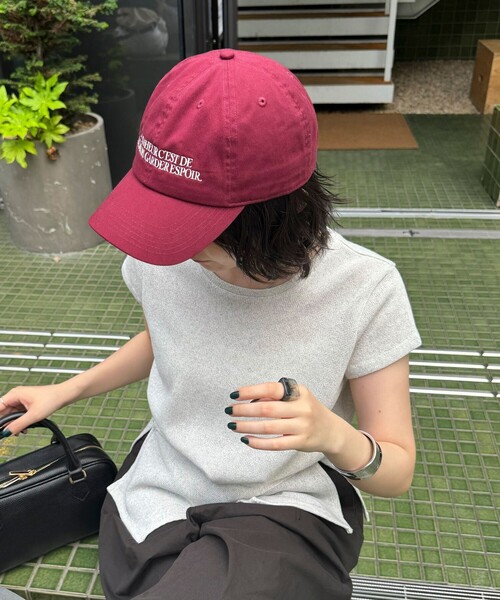 fredy emue(フレディエミュ)の「フレンチロゴキャップ(キャップ・レディース・ネイビー/アイボリー/ブラウン/ボルドー/ブラック・FREE)」の6枚目の写真