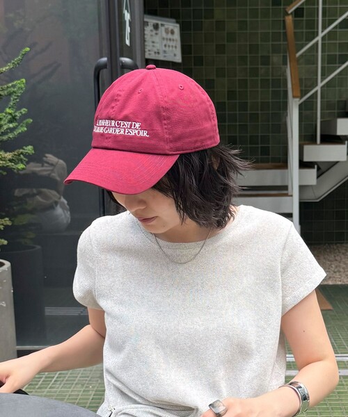 fredy emue(フレディエミュ)の「フレンチロゴキャップ(キャップ・レディース・ネイビー/アイボリー/ブラウン/ボルドー/ブラック・FREE)」の8枚目の写真
