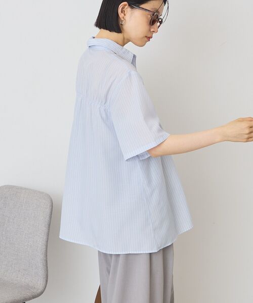 AMERICAN HOLIC(アメリカンホリック)の「シャーリング半袖シャツ(シャツ/ブラウス・レディース・ブルー/サックスブルー/ライトグレー・L/M)」の16枚目の写真