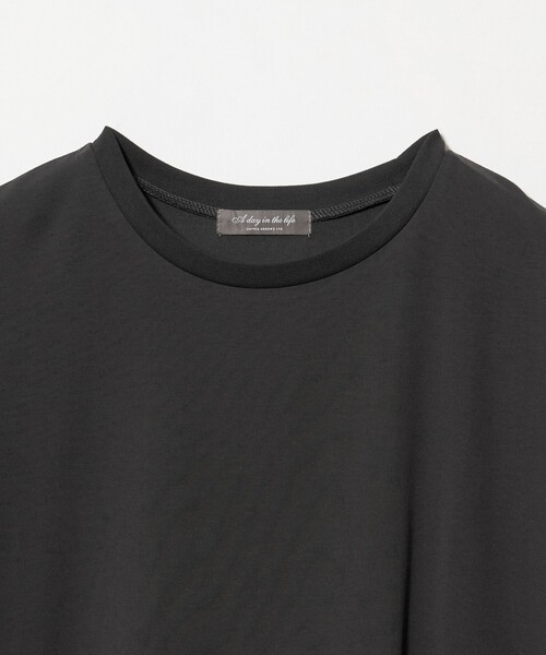 A DAY IN THE LIFE UNITED ARROWS(アデイインザライフユナイテッドアローズ)の「カット×サテン ヘムフレア レースカットソー ブラック&グレー <A DAY IN THE LIFE>(Tシャツ/カットソー・レディース・ブラック/ダークグレー・FREE)」の10枚目の写真