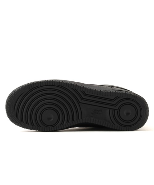 NIKE(ナイキ)の「NIKE AIR FORCE 1 '07 / ナイキ エア フォース 1 '07【SP】(スニーカー・メンズ・ブラック・27.0cm/26.5cm/26.0cm/25.5cm/29.0cm/28.5cm/28.0cm/27.5cm)」の8枚目の写真