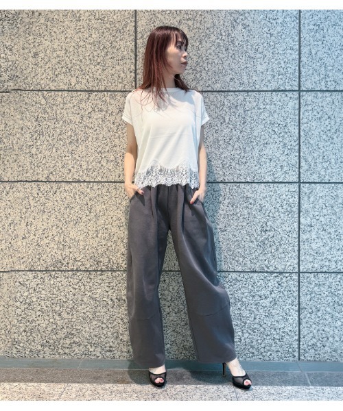 Desert Rose(デザートローズ)の「【MoNiLE/モニーレ】裾レースフレンチスリーブニット(ニット/セーター・レディース・ブラック/オフホワイト・FREE)」の11枚目の写真