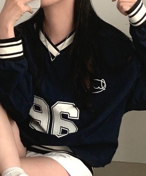 NANEA（ナネア）の「ナンバープリントVネックスポーツT（Tシャツ/カットソー・レディース・ネイビー・LARGE/X-LARGE）」の12枚目の写真
