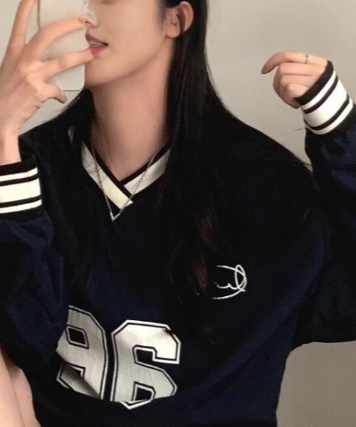 NANEA（ナネア）の「ナンバープリントVネックスポーツT（Tシャツ/カットソー・レディース・ネイビー・LARGE/X-LARGE）」の14枚目の写真