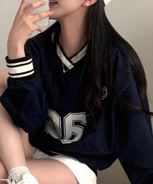 NANEA（ナネア）の「ナンバープリントVネックスポーツT（Tシャツ/カットソー・レディース・ネイビー・LARGE/X-LARGE）」の15枚目の写真