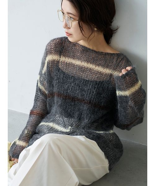 emmi(エミ)の「【ONLINE限定カラーあり】モヘアニットプルオーバー(ニット/セーター・レディース・ライトグレー/ライトブルー/ダークグレー/ピンク/ブラウン・F)」の2枚目の写真
