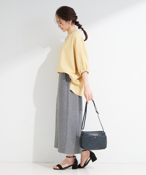 SHOO・LA・RUE(シューラルー)の「フロントポケット3層ショルダーバッグ(ショルダーバッグ・レディース・ブラック・00)」の7枚目の写真