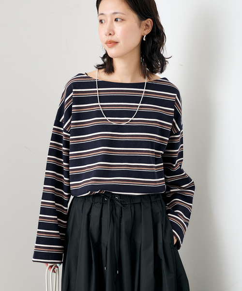SLOBE IENA(スローブイエナ)の「マルチボーダーボートネックカットソー(Tシャツ/カットソー・レディース・ネイビー/ボルドー・FREE)」の4枚目の写真