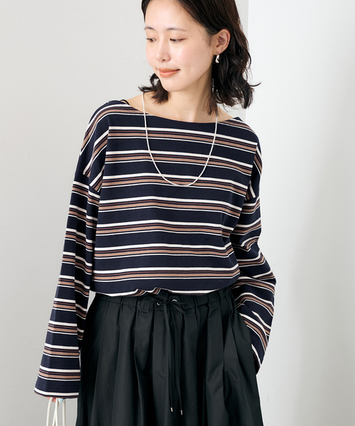 SLOBE IENA(スローブイエナ)の「マルチボーダーボートネックカットソー(Tシャツ/カットソー・レディース・ネイビー/ボルドー・FREE)」の6枚目の写真