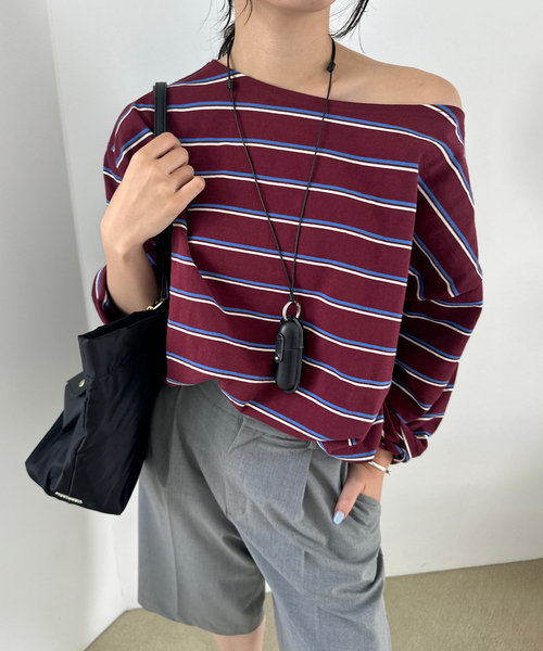 SLOBE IENA(スローブイエナ)の「マルチボーダーボートネックカットソー(Tシャツ/カットソー・レディース・ネイビー/ボルドー・FREE)」の13枚目の写真