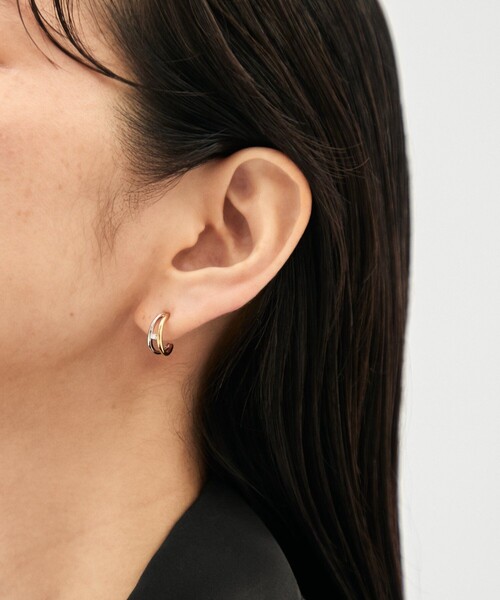 Jouete(ジュエッテ)の「ダブルフープピアス ジルコニア コンビカラー(ピアス(両耳用)・レディース・ゴールド系その他・FREE)」の8枚目の写真