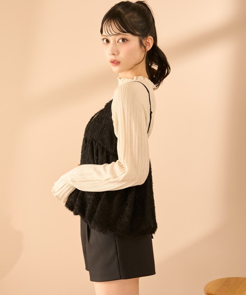 krahe（クレーエ）の「シャギーペプラムキャミビスチェ（Tシャツ/カットソー・レディース・ブラック/アイボリー・FREE）」の6枚目の写真