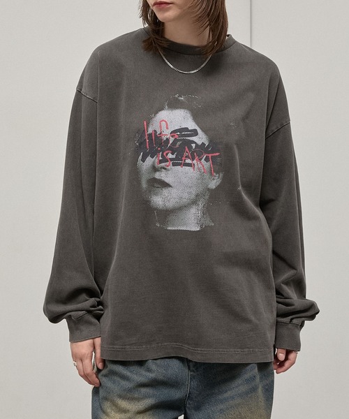 Alfred Alex(アルフレッドアレックス)の「【Alfred Alex】Faded Graphic L/S Tee / ヴィンテージ加工 フェイスグラフィック オーバーサイズロンT(Tシャツ/カットソー・メンズ・ダークネイビー/オリーブ/ブラック/レッド/ブラック系・M/L)」の14枚目の写真