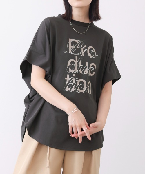 Bou Jeloud(ブージュルード)の「【吸水速乾/UVカット】スムースドライカットロゴレイヤードプルオーバー(Tシャツ/カットソー・レディース・オフホワイト/ブラック/チャコールグレー・FREE)」の3枚目の写真