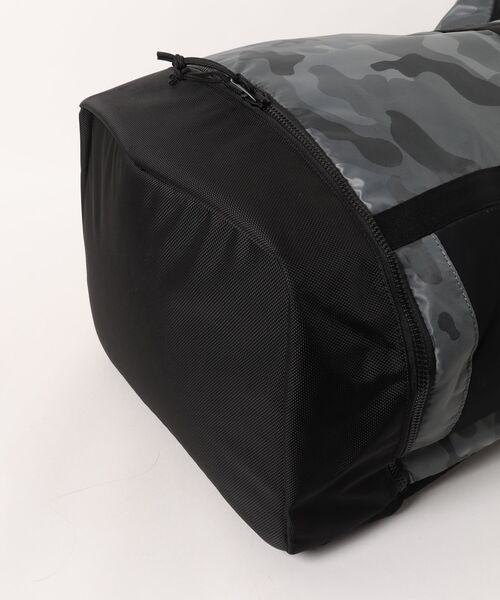 NEW ERA(ニューエラ)の「【NEW ERA/ニューエラ】ボックスパック ラージ 46L ジャカードカモ グレー(バックパック/リュック・メンズ・グレー・FREE)」の3枚目の写真