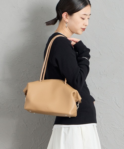 ＆MyuQ（アンドミューク）の「[&MyuQ/アンドミューク] TAMTON ボストントートバッグ（トートバッグ・レディース・ベージュ/ブラック・F）」の2枚目の写真