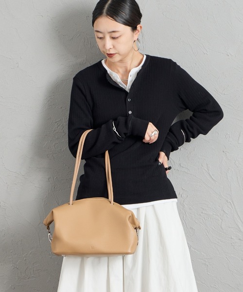 ＆MyuQ（アンドミューク）の「[&MyuQ/アンドミューク] TAMTON ボストントートバッグ（トートバッグ・レディース・ベージュ/ブラック・F）」の11枚目の写真