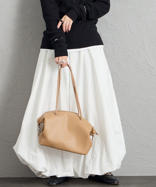 ＆MyuQ（アンドミューク）の「[&MyuQ/アンドミューク] TAMTON ボストントートバッグ（トートバッグ・レディース・ベージュ/ブラック・F）」の9枚目の写真