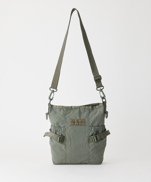 WILD THINGS（ワイルドシングス）の「500mlペットボトル収納可能【WILD THINGS】STORAGE SHOULDER S 超軽量 リップストップナイロン ミニショルダーバッグ（ショルダーバッグ・レディース・ベージュ/ブラック/カーキ・ONE SIZE）」の3枚目の写真