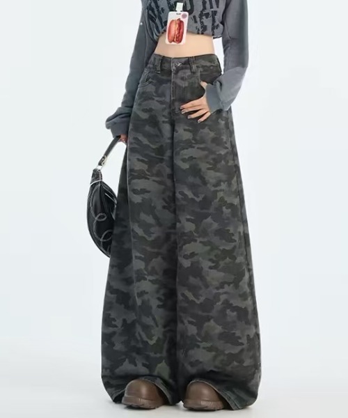 AVYL（アヴィル）の「迷彩柄 ハイウエストワイドカーゴデニムパンツ（デニムパンツ・レディース・カーキ・L/M/S）」の9枚目の写真