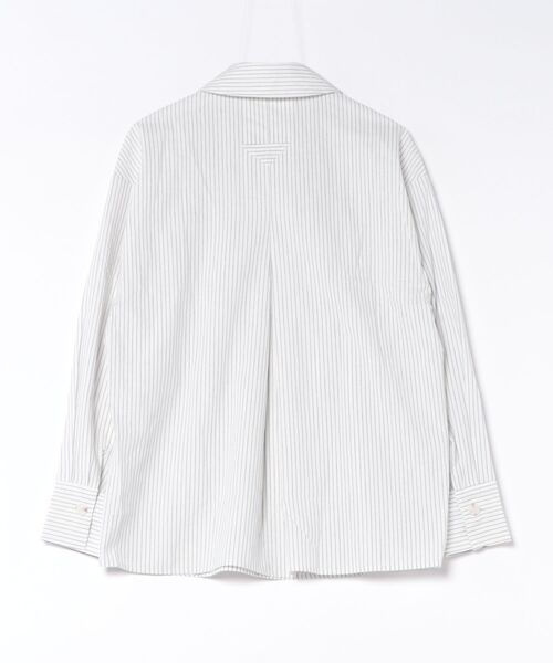 LAULEN（ローレン）の「back tuck stripe oversized shirt /バックタックストライプオーバーシャツ（シャツ/ブラウス・レディース・ベージュ/ホワイト・FREE）」の21枚目の写真
