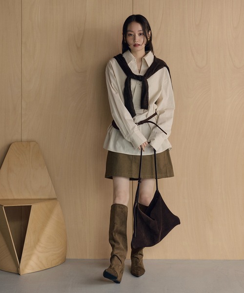 LAULEN（ローレン）の「back tuck stripe oversized shirt /バックタックストライプオーバーシャツ（シャツ/ブラウス・レディース・ベージュ/ホワイト・FREE）」の5枚目の写真