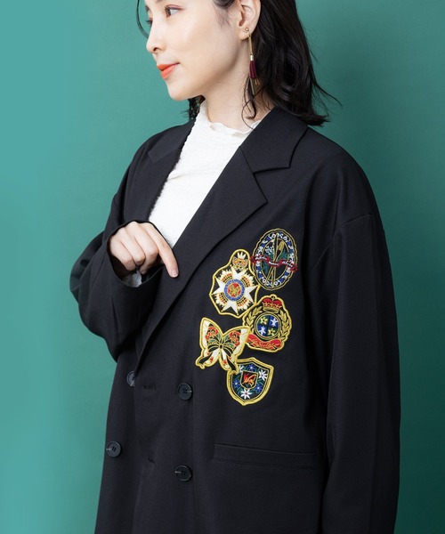 iS ScoLar（イズスカラー）の「563232：アップリケ刺繍 無地orチェック テーラードジャケット（テーラードジャケット・レディース・ブラック/ブラウン・M）」の8枚目の写真