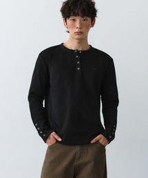 LXT（エルエックスティー）の「コットンブレンド スナップ付きヘンリーネック ロングスリーブ [ブラック]（Tシャツ/カットソー）」