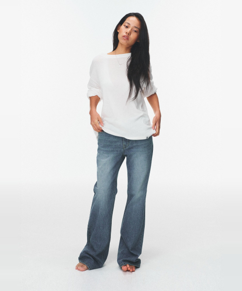 BLUEBRICK（ブルーブリック）の「[丈選択] Road flare デニム (ミドルブルー)（デニムパンツ・レディース・その他・S-Short/M-Short/L-Short/S-Long/M-Long/L-Long）」の2枚目の写真