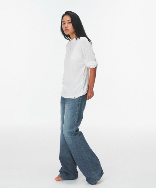 BLUEBRICK（ブルーブリック）の「[丈選択] Road flare デニム (ミドルブルー)（デニムパンツ・レディース・その他・S-Short/M-Short/L-Short/S-Long/M-Long/L-Long）」の4枚目の写真