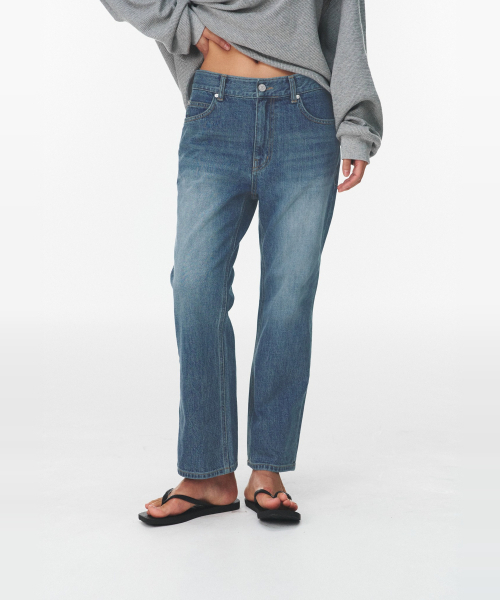 BLUEBRICK（ブルーブリック）の「[丈選択] Road flare デニム (ミドルブルー)（デニムパンツ・レディース・その他・S-Short/M-Short/L-Short/S-Long/M-Long/L-Long）」の10枚目の写真