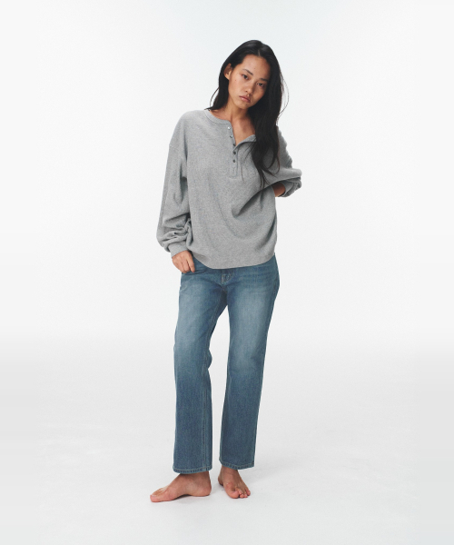 BLUEBRICK（ブルーブリック）の「[丈選択] Road flare デニム (ミドルブルー)（デニムパンツ・レディース・その他・S-Short/M-Short/L-Short/S-Long/M-Long/L-Long）」の15枚目の写真
